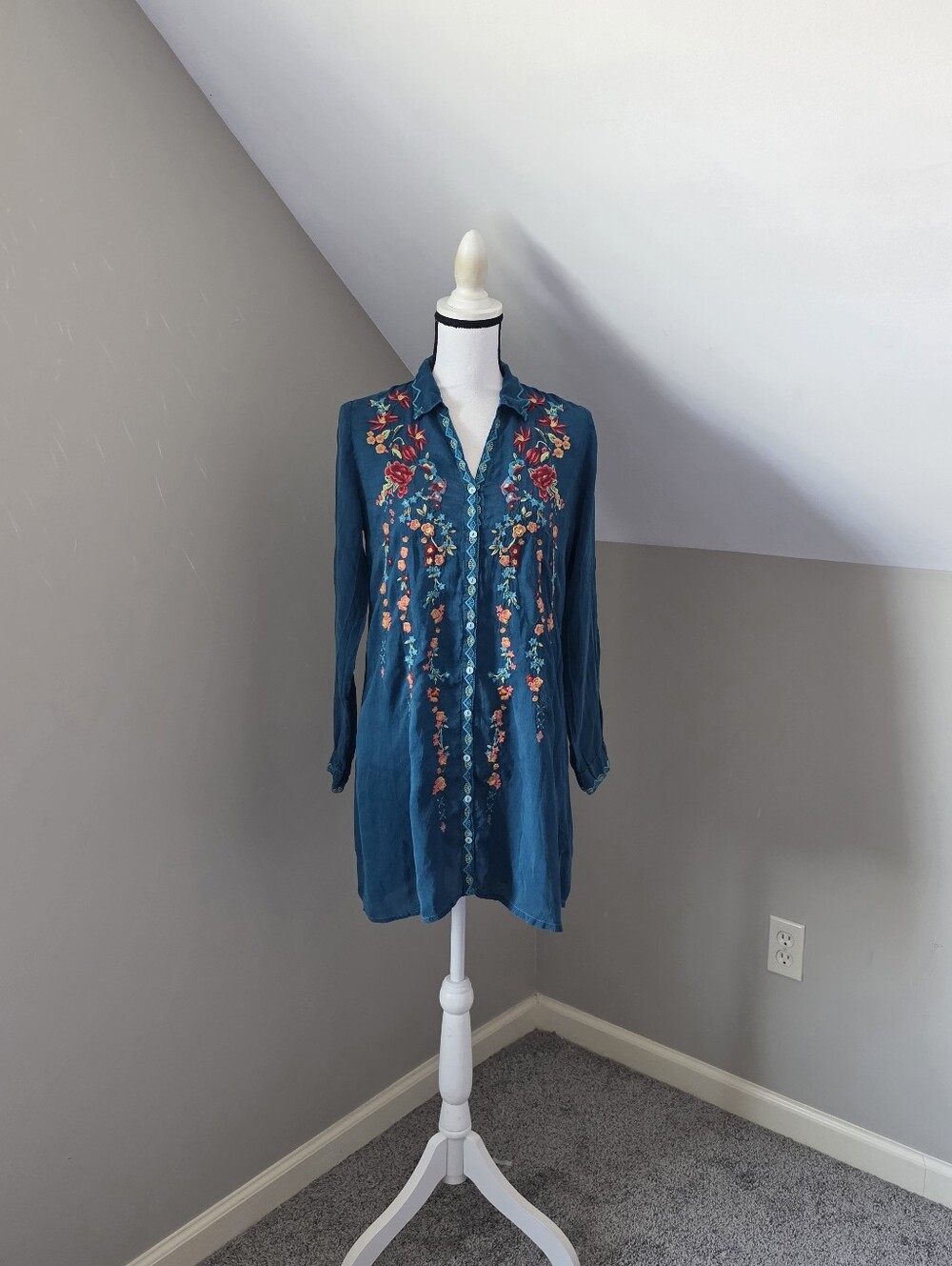 Johnny Was Embroidered Tunic Top